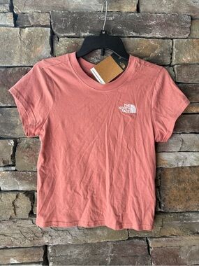 NWT The North Face Mauve T-Shirt Small